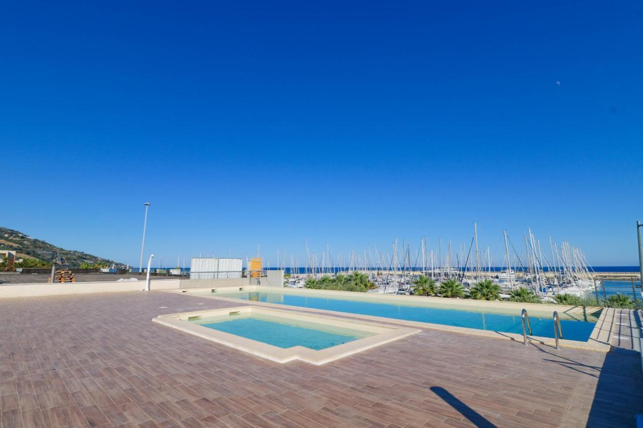 H11 Luxury 12b Porto - Piscina - Jacuzzi Appartement