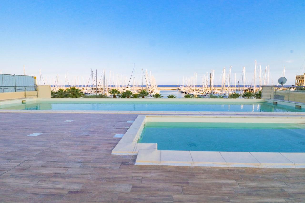 H11 Luxury 12b Porto - Piscina - Jacuzzi Appartement Santo Stefano al Mare